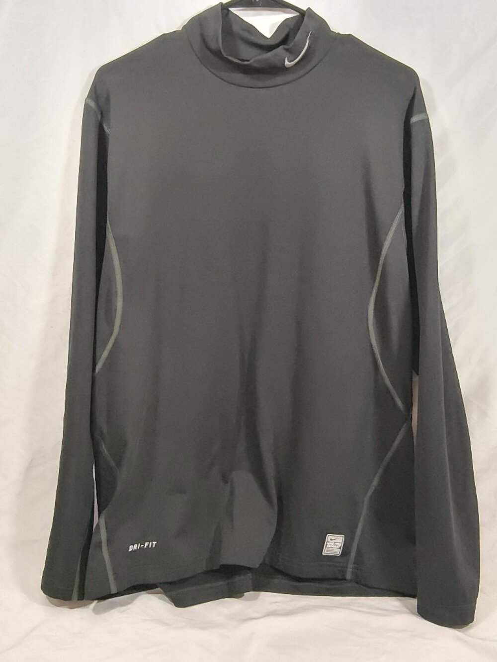 Nike Pro Combat Dri-Fit Fitted Long Sleeve XL